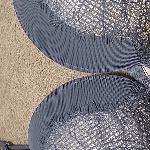 VS Dream Angel's push up bra - Picture 4 of 9